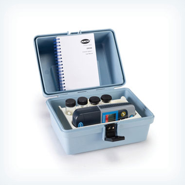 Hach DR300 Colorimetric meter for pH measurement